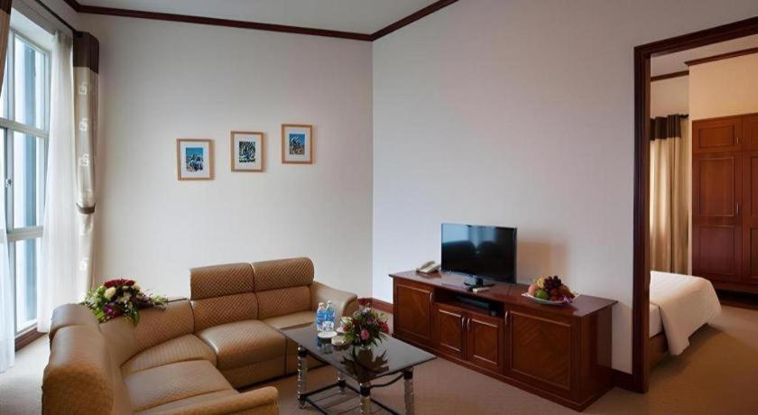 Cwd Hotel Hanoi Exterior photo